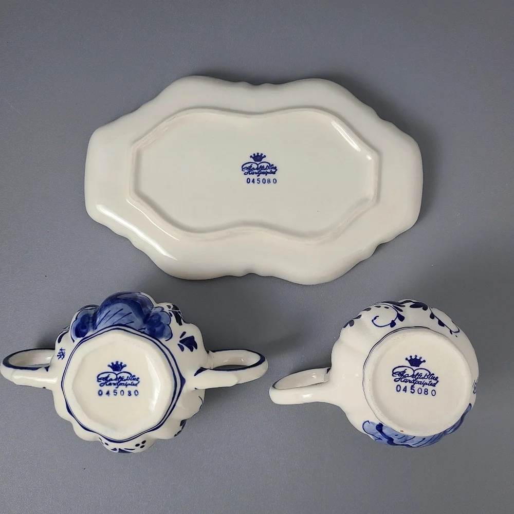 Delftsblauw Blue White Handpainted Vintage Creamer Sugar Tray Set